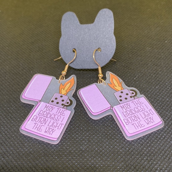 (5/$25 SALE ✅) Acrylic Lighter Design Flame Earrings - Picture 3 of 6